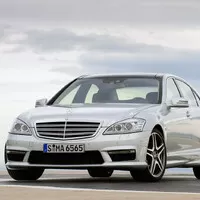Ptejte se: Luxusní sedan za milion