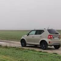 Suzuki Ignis 1,2 DualJet Hybrid 4x4: Venkovan
