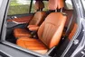 BMW X7 M50i: Královská třída