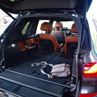 BMW X7 M50i: Královská třída