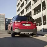 Honda Jazz Crosstar e:HEV: Používejte pouze v souladu se zamýšleným účelem použití