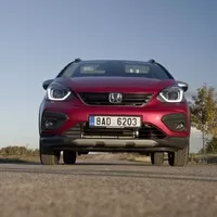 Honda Jazz Crosstar e:HEV: Používejte pouze v souladu se zamýšleným účelem použití