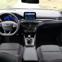 Ford Focus 1.0 EcoBoost mHEV: Radost z malého motoru
