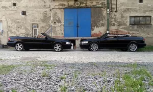 Volvo C70 vs. Saab 900