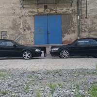 Volvo C70 vs. Saab 900