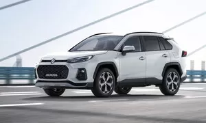 SUZUKI ZAHAJUJE PŘEDPRODEJ NOVÉHO SUV ACROSS