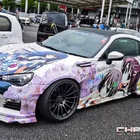Itasha: Proč mají v Japonsku auta polepená kreslenými postavičkami?