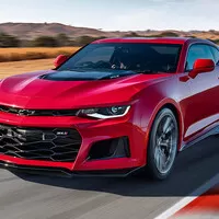 Nejsilnější modely Chevroletu Camaro si v Californii nekoupíte kvůli brzdám.