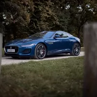 Jaguar F-Type P450: Báječná léta s kočkou