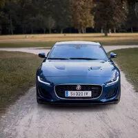 Jaguar F-Type P450: Báječná léta s kočkou