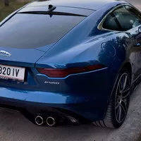 Jaguar F-Type P450: Báječná léta s kočkou