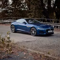 Jaguar F-Type P450: Báječná léta s kočkou