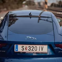 Jaguar F-Type P450: Báječná léta s kočkou