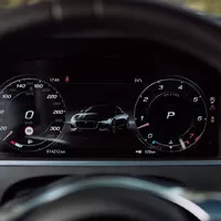 Jaguar F-Type P450: Báječná léta s kočkou