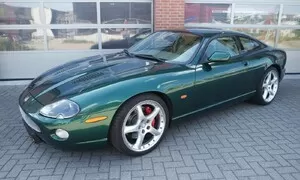 Jaguar XKR 4.2 Coupé aneb jak ulovit šelmu?