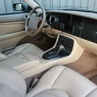 Jaguar XKR 4.2 Coupé aneb jak ulovit šelmu?