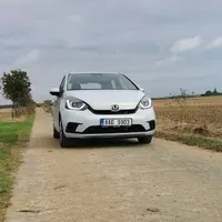 Rok za volantem: padesát aut, nespočet dojmů