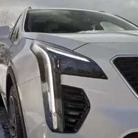 Cadillac XT4 Turbo Diesel AWD: Dokáže sedět na dvou židlích?