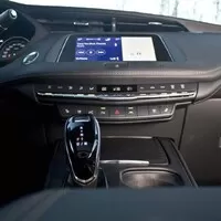 Cadillac XT4 Turbo Diesel AWD: Dokáže sedět na dvou židlích?