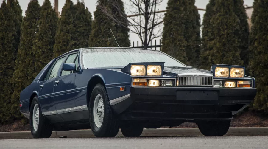 Aston Martin Lagonda