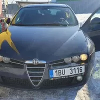 Jak jsme se zbláznili a jeli pro rodinný kombík 