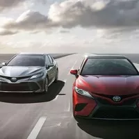 Toyota Camry Hybrid Executive: Když to máte na pohodu