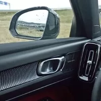 Volvo XC40 T4 Recharge: Óda na radost, tříválec a elektřinu