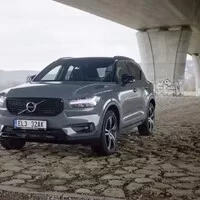 Volvo XC40 T4 Recharge: Óda na radost, tříválec a elektřinu