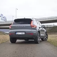 Volvo XC40 T4 Recharge: Óda na radost, tříválec a elektřinu