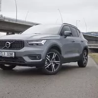 Volvo XC40 T4 Recharge: Óda na radost, tříválec a elektřinu