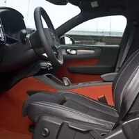 Volvo XC40 T4 Recharge: Óda na radost, tříválec a elektřinu