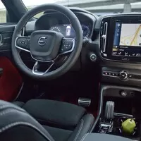 Volvo XC40 T4 Recharge: Óda na radost, tříválec a elektřinu