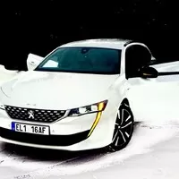 Peugeot 508 SW Hybrid: Kombík z komiksu