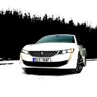Peugeot 508 SW Hybrid: Kombík z komiksu