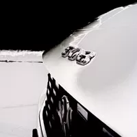 Peugeot 508 SW Hybrid: Kombík z komiksu