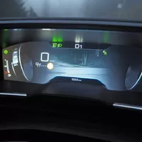 Peugeot 508 SW Hybrid: Kombík z komiksu