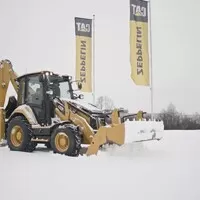 CAT 432F2: Souznění člověka a stroje tentokrát trochu jinak