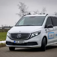 Mercedes EQV: Bílý trolejbus