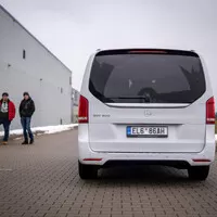 Mercedes EQV: Bílý trolejbus