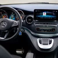 Mercedes EQV: Bílý trolejbus