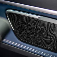 Mercedes EQV: Bílý trolejbus