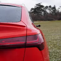 Audi e-tron Sportback 55 quattro: Stylový fešák, kterému chutná