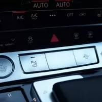 Audi e-tron Sportback 55 quattro: Stylový fešák, kterému chutná