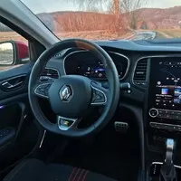 Renault Mégane Grandtour E-Tech: Nezapomeňte nabít!