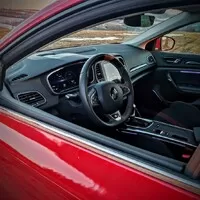 Renault Mégane Grandtour E-Tech: Nezapomeňte nabít!