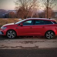 Renault Mégane Grandtour E-Tech: Nezapomeňte nabít!