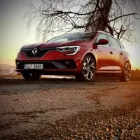 Renault Mégane Grandtour E-Tech: Nezapomeňte nabít!