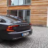 Volvo S90 B6 AWD: Jiný přístup