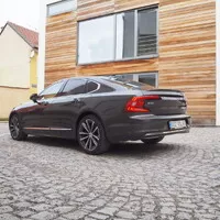 Volvo S90 B6 AWD: Jiný přístup