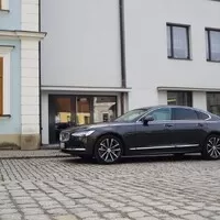 Volvo S90 B6 AWD: Jiný přístup
